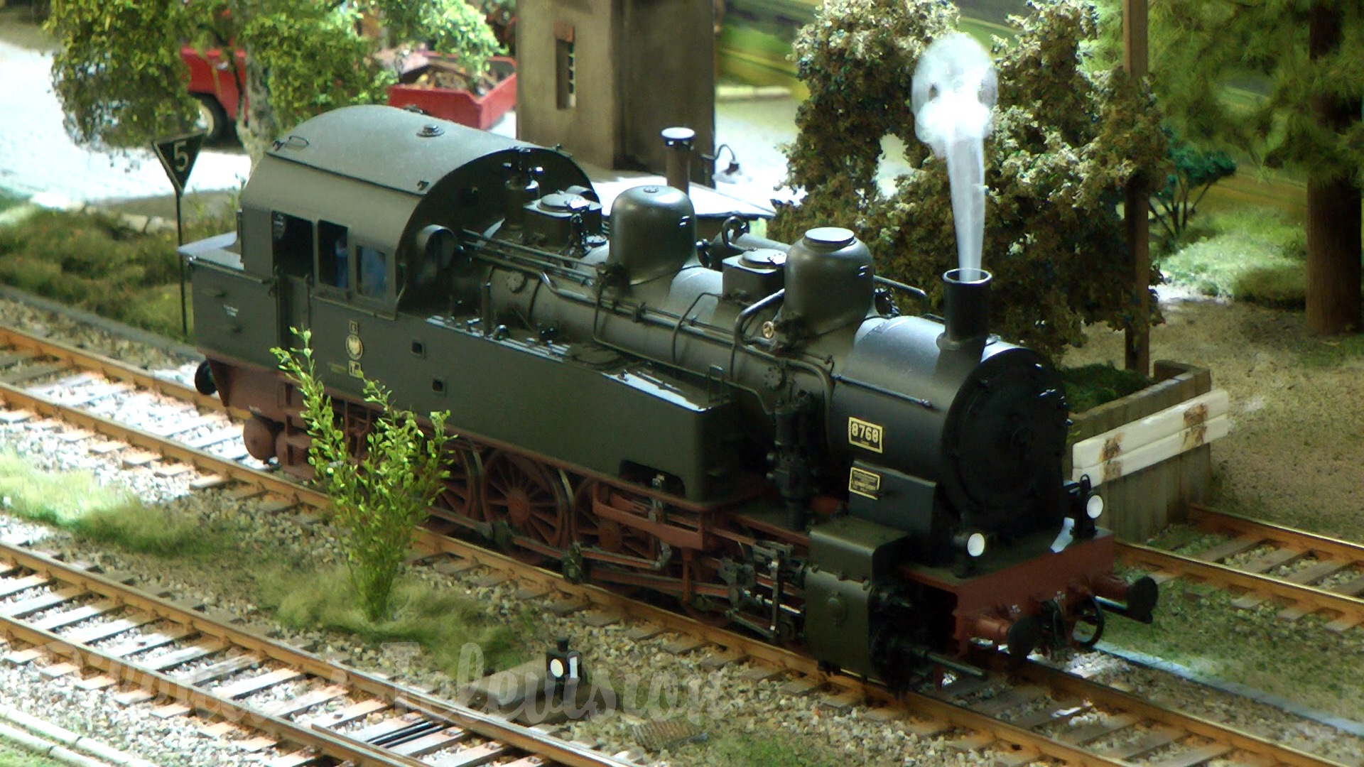 Locomotive à vapeur à l'échelle 0