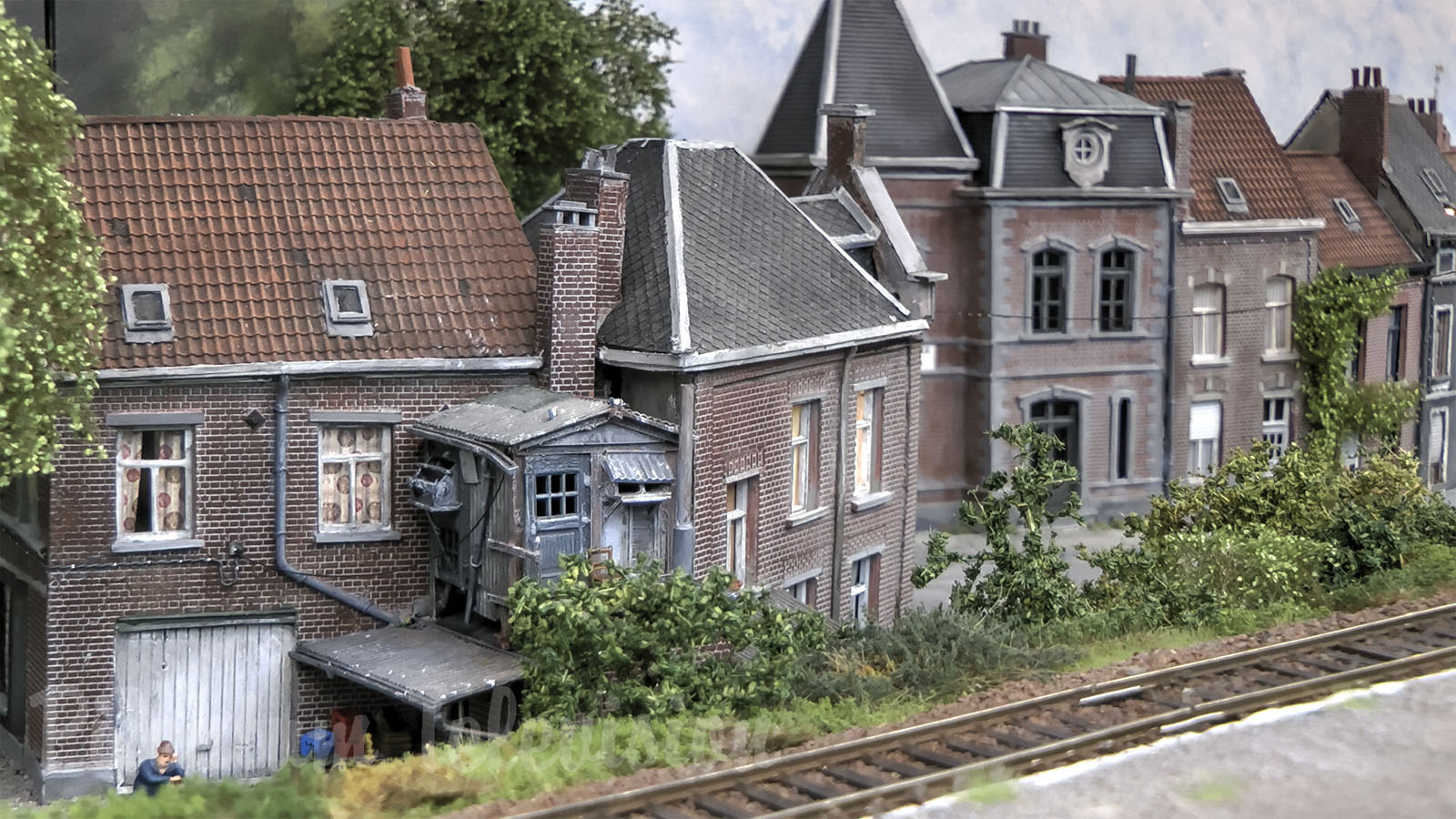Maquette de trains miniatures à l’échelle HO de la Belgique - Diorama Doublenghien de Alan Jockmans