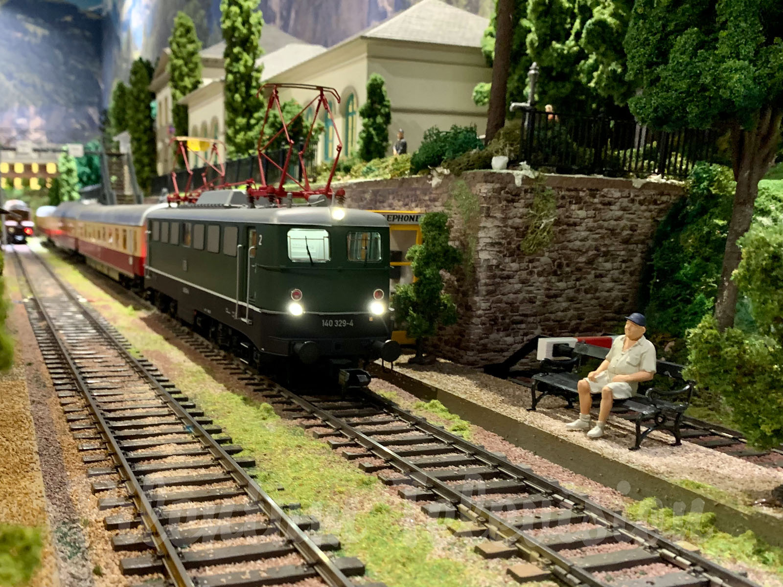 Réseau ferroviaire d’Arnold à l’échelle 1:32 - Un monde miniature pour les locomotives à vapeur