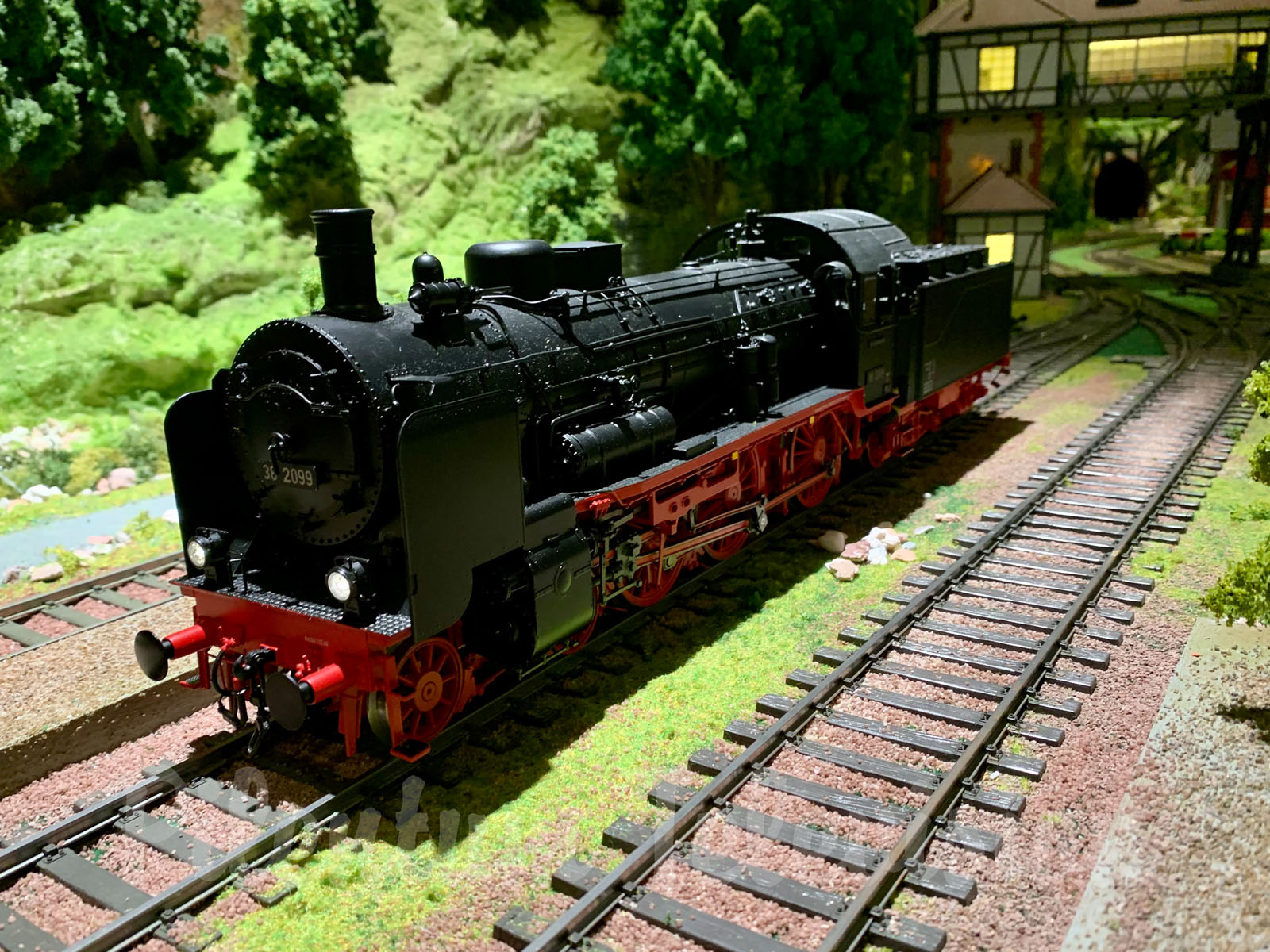 Réseau ferroviaire d’Arnold à l’échelle 1:32 - Un monde miniature pour les locomotives à vapeur