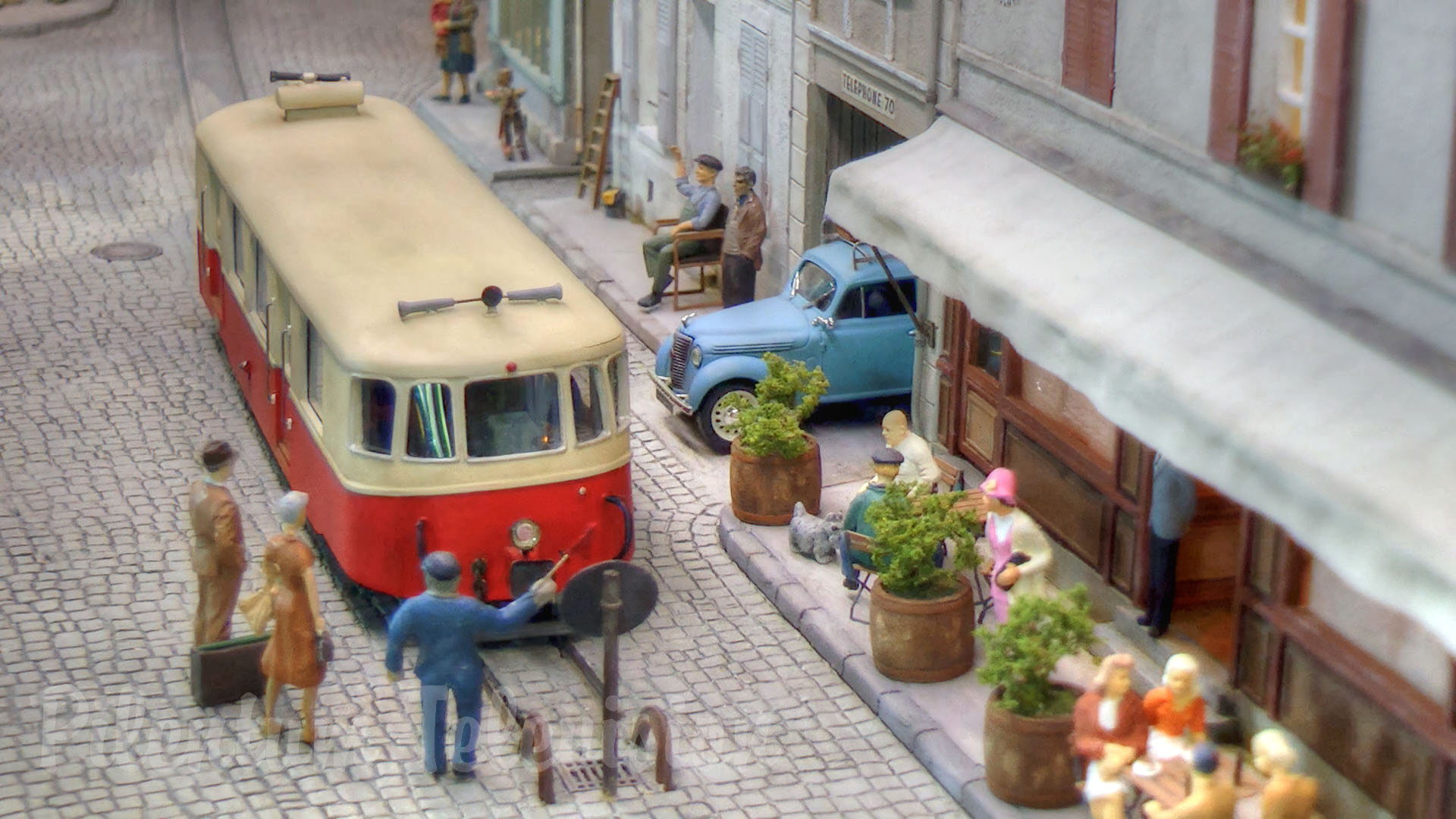 Réseau ferroviaire de Montereau en France - Monde miniature réalisé par Jan van Remmerden