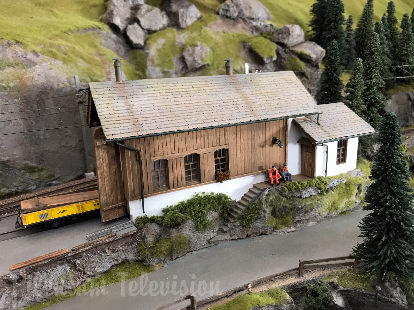 Trains miniatures à l’échelle HO en Suisse: Le magnifique réseau ferroviaire de Brian Rodham