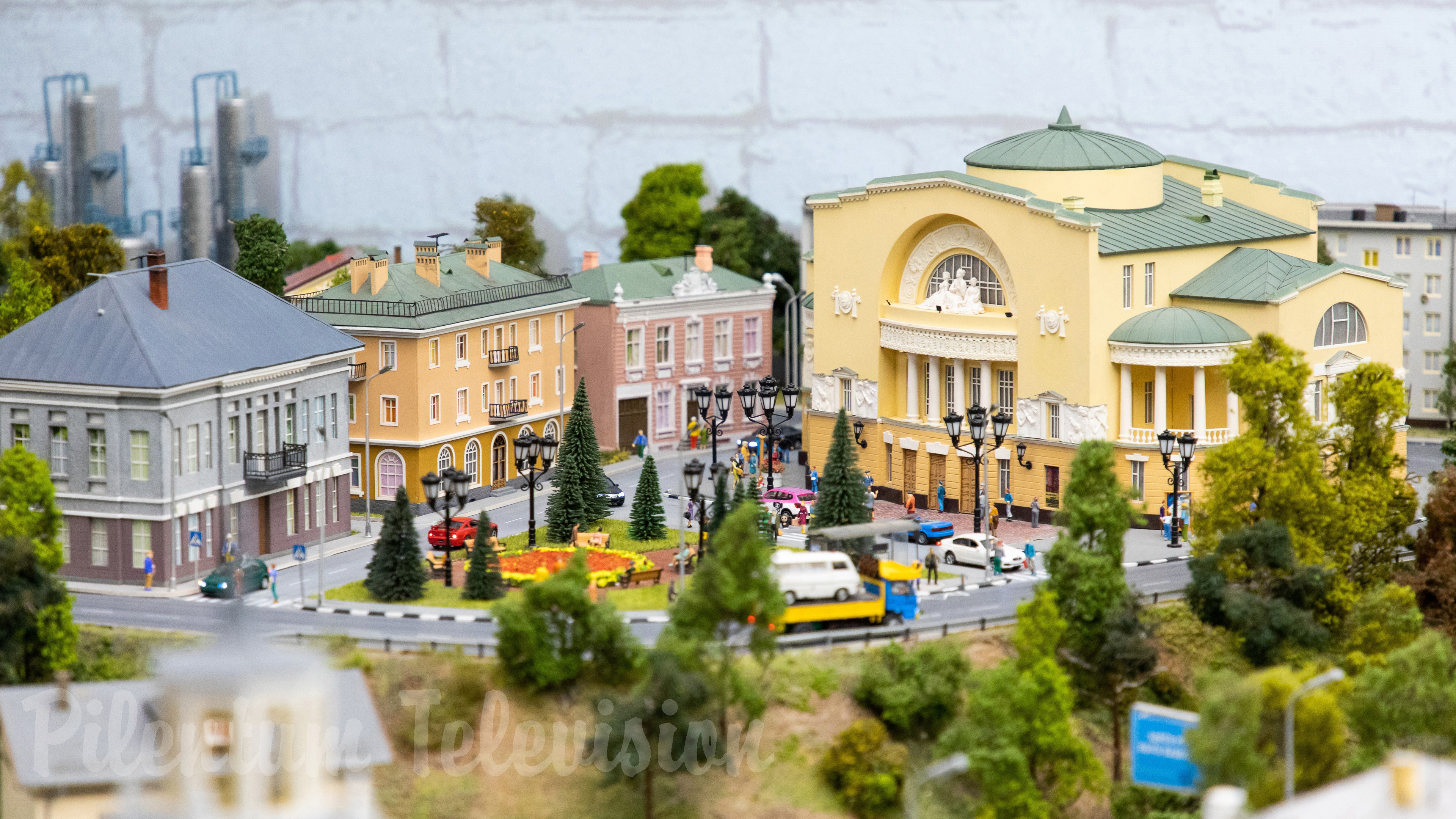 Trains miniatures en Russie - L’une des plus belles maquettes ferroviaire à l’échelle HO