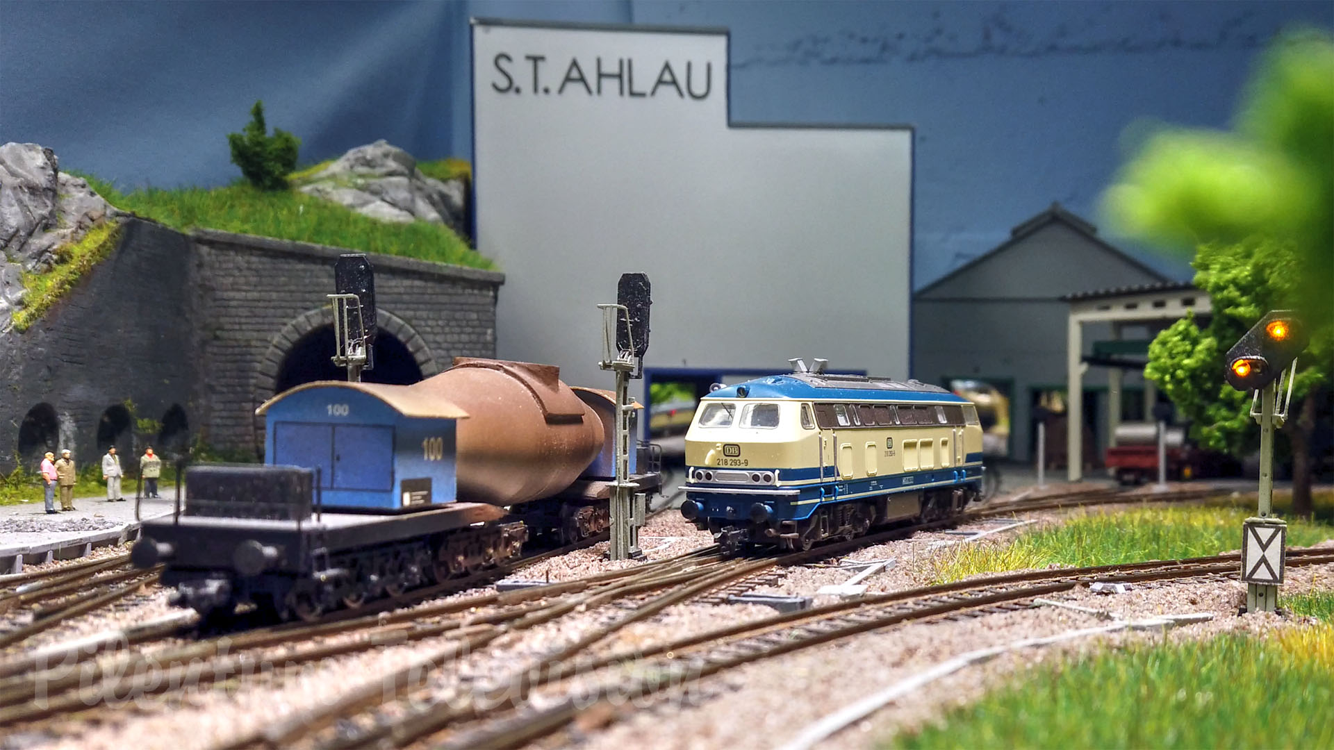 Trains miniatures et locomotives à vapeur à l’échelle TT - Réseau modulaire en Allemagne