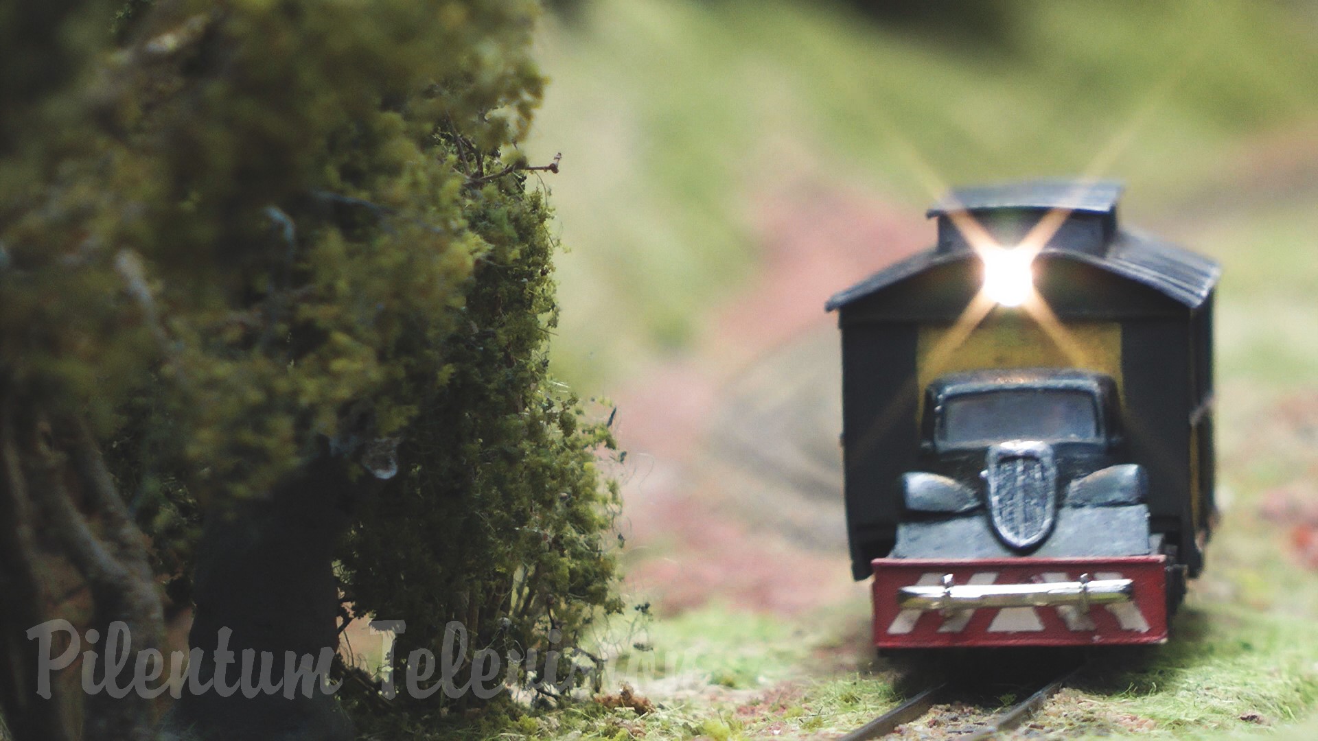 Trains miniatures sur pneus - Le réseau magnifique du club des amis du rail 67