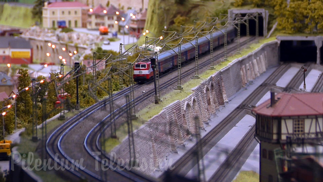 Le grand réseau Marklin - Une maquette de chemin de fer à l'échelle H0